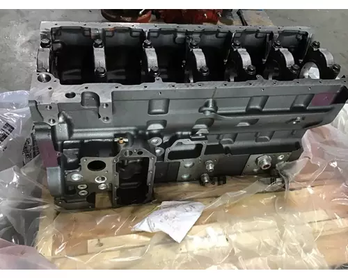 CUMMINS ISC-8.3 CYLINDER BLOCK