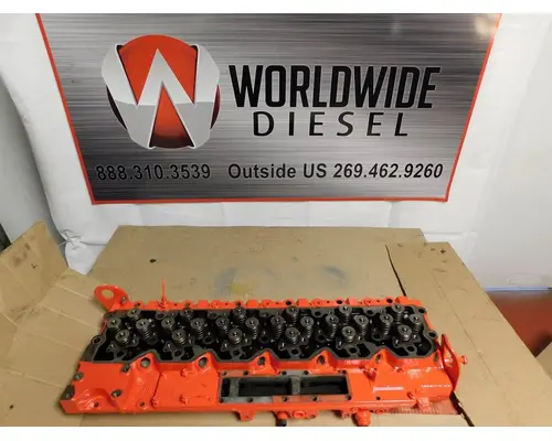 CUMMINS ISC8.3 Cylinder Head