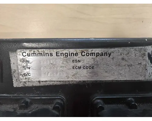 CUMMINS ISC8.3 ECM