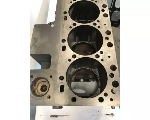 CUMMINS ISC Cylinder Block