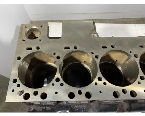 CUMMINS ISC Cylinder Block