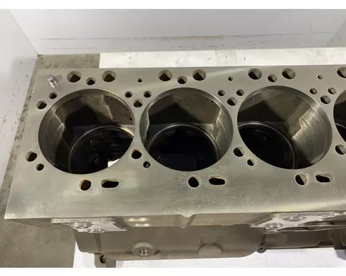 CUMMINS ISC Cylinder Block