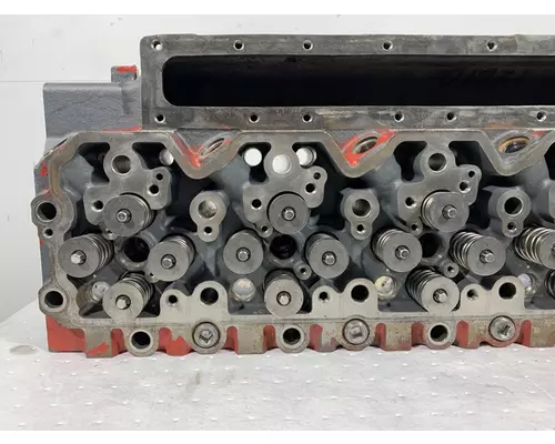 CUMMINS ISC Cylinder Head