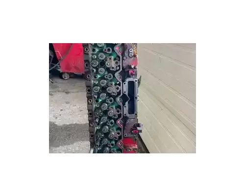 CUMMINS ISC Cylinder Head