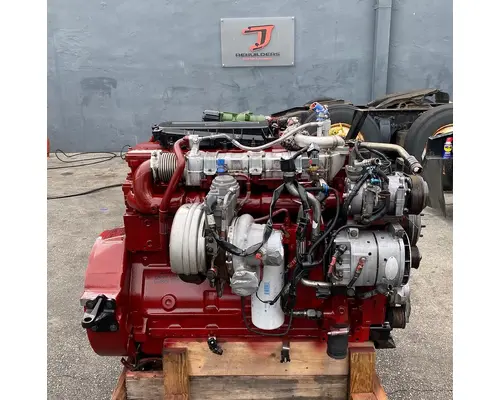 CUMMINS ISC Engine Assembly