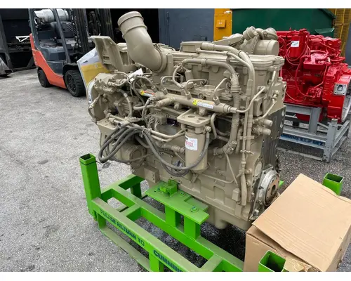CUMMINS ISC Engine Assembly