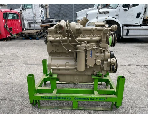 CUMMINS ISC Engine Assembly