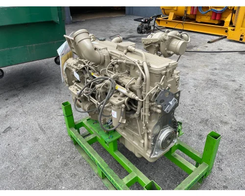CUMMINS ISC Engine Assembly