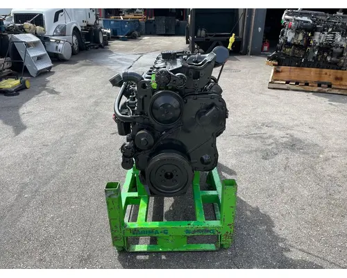 CUMMINS ISC Engine Assembly