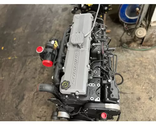 CUMMINS ISC Engine Assembly