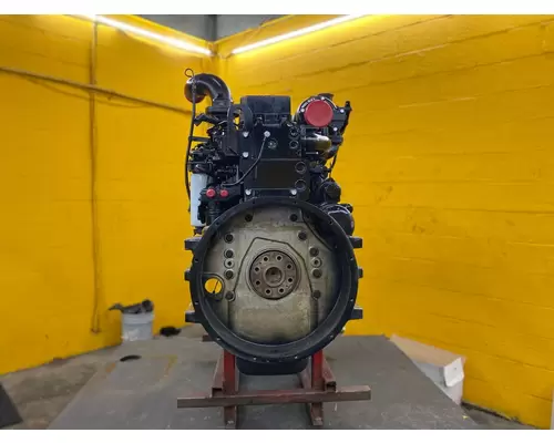 CUMMINS ISC Engine Assembly