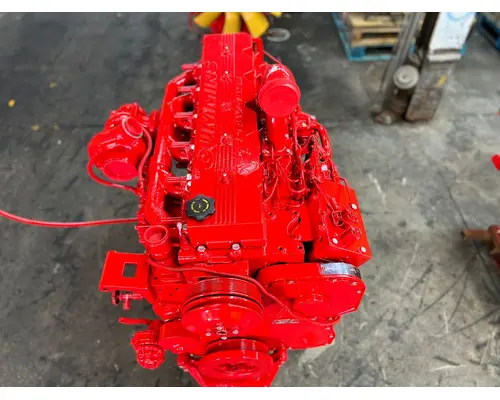 CUMMINS ISC Engine Assembly