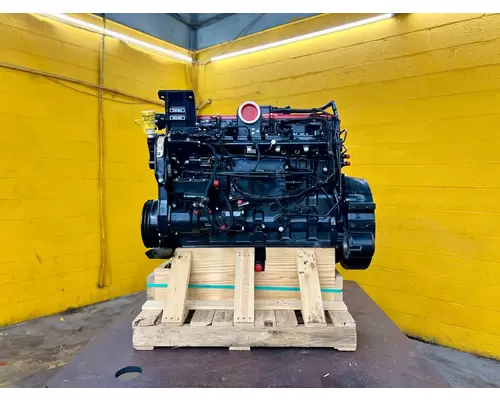 CUMMINS ISC Engine Assembly