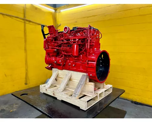 CUMMINS ISC Engine Assembly