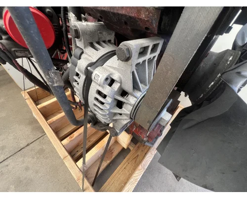 CUMMINS ISC Engine Assembly