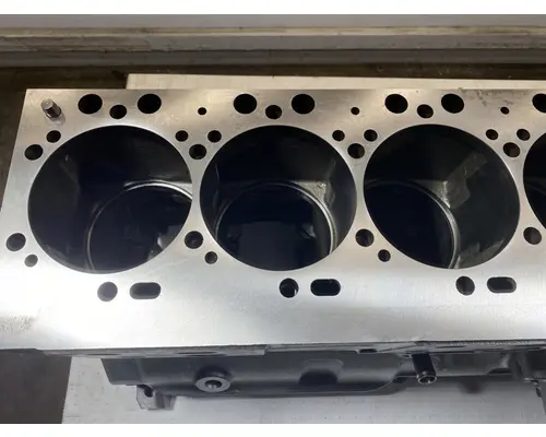 CUMMINS ISL9 Cylinder Block