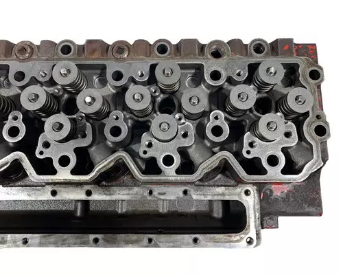CUMMINS ISL9 Cylinder Head