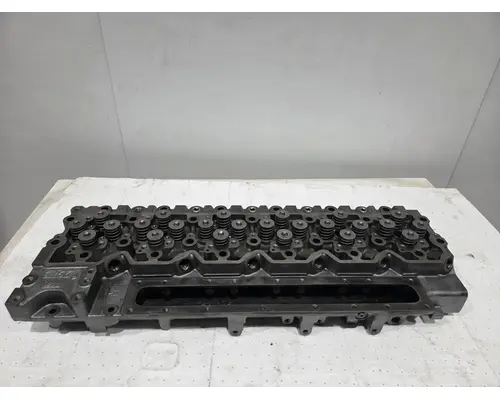 CUMMINS ISL9 Cylinder Head