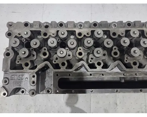 CUMMINS ISL9 Cylinder Head