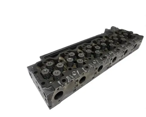 CUMMINS ISL9 Cylinder Head