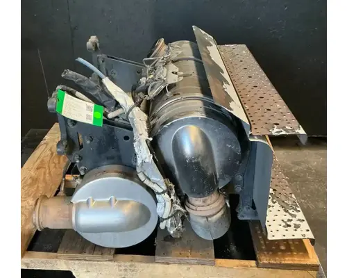 CUMMINS ISL9 DPF (Diesel Particulate Filter)