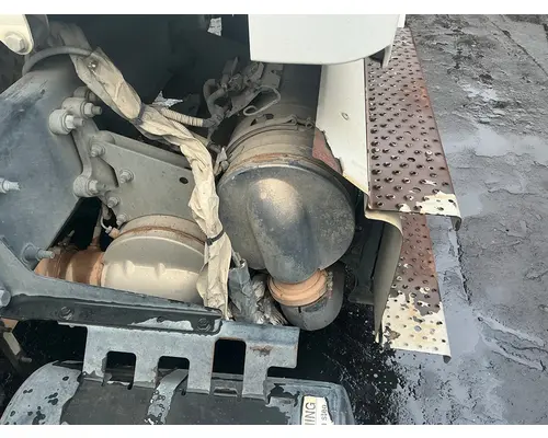 CUMMINS ISL9 DPF (Diesel Particulate Filter)