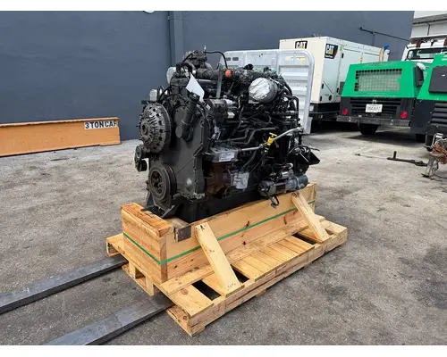 CUMMINS ISL9 Engine Assembly