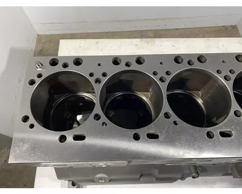 CUMMINS ISL9 Engine Block