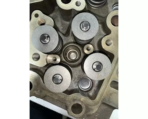 CUMMINS ISL9 Engine Cylinder Head