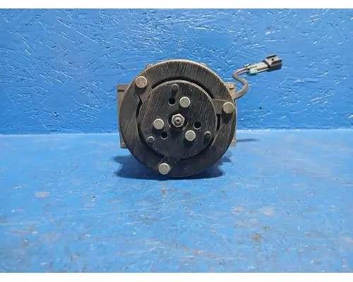 CUMMINS ISL Air Conditioner Compressor