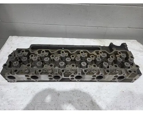 CUMMINS ISL Cylinder Head