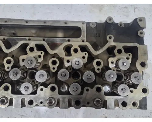 CUMMINS ISL Cylinder Head