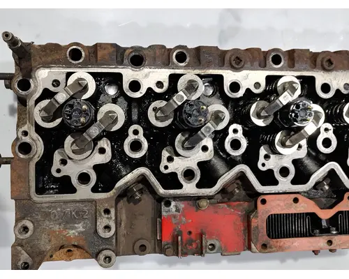 CUMMINS ISL Cylinder Head