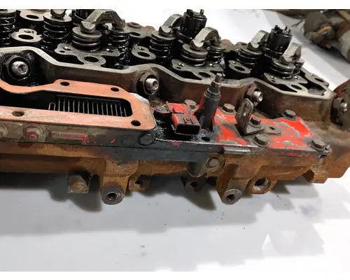 CUMMINS ISL Cylinder Head