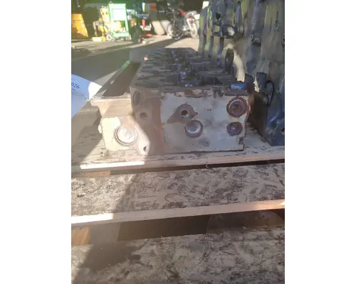 CUMMINS ISL Cylinder Head
