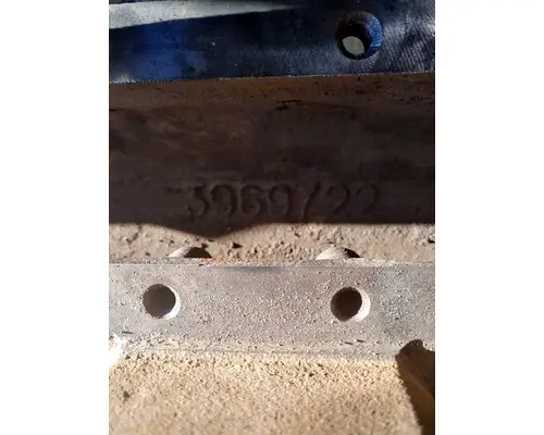 CUMMINS ISL Cylinder Head