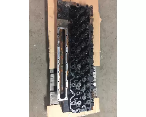 CUMMINS ISL Cylinder Head