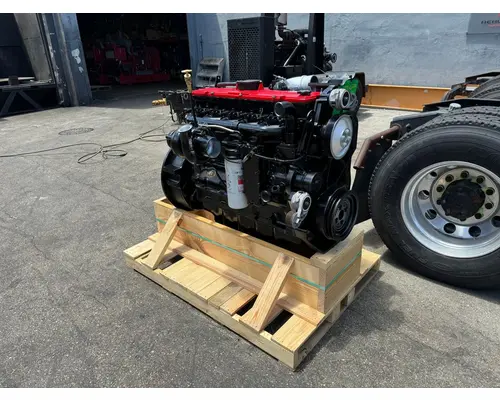CUMMINS ISL Engine Assembly