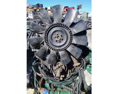 CUMMINS ISM 320V Engine Assembly