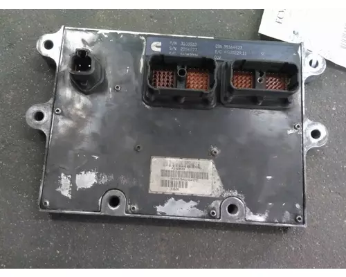 CUMMINS ISM-370E ENGINE CONTROL MODULE (ECM)