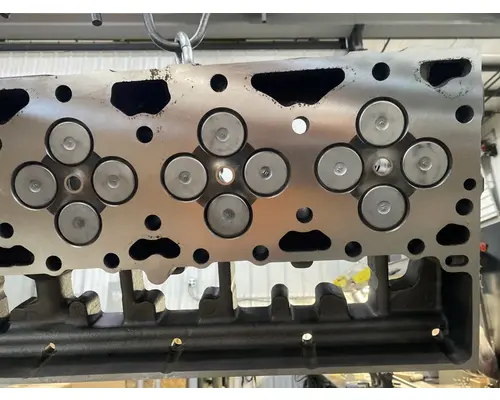 CUMMINS ISM DPF Cylinder Head