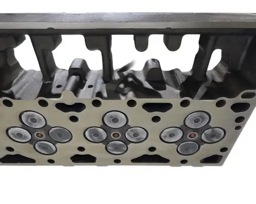 CUMMINS ISM DPF Cylinder Head