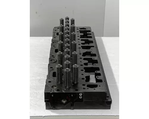 CUMMINS ISM DPF Engine Cylinder Head