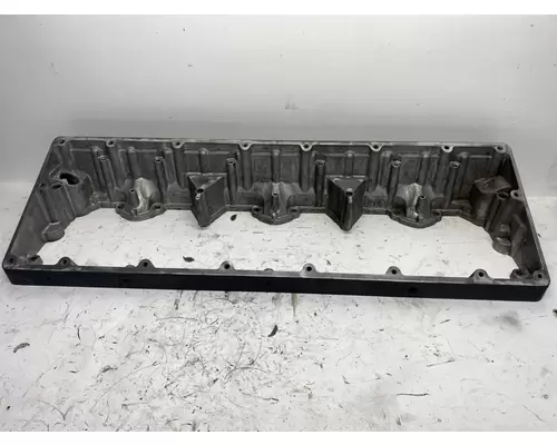 CUMMINS ISM DPF Valve Cover Base