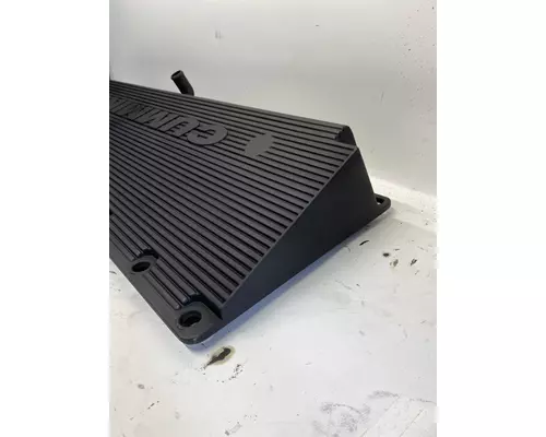 CUMMINS ISM DPF Valve Cover