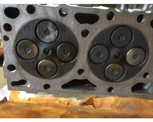 CUMMINS ISM11 CYLINDER HEAD