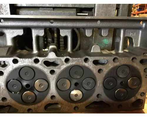 CUMMINS ISM11 CYLINDER HEAD