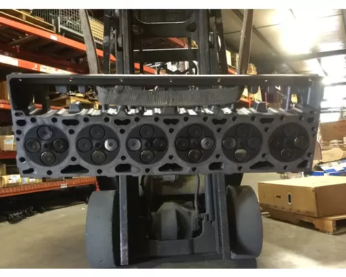 CUMMINS ISM11 CYLINDER HEAD