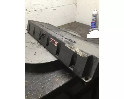 CUMMINS ISM11 VALVE COVER