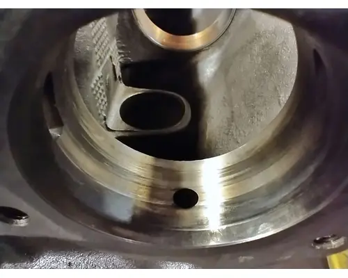 CUMMINS ISM Cylinder Block